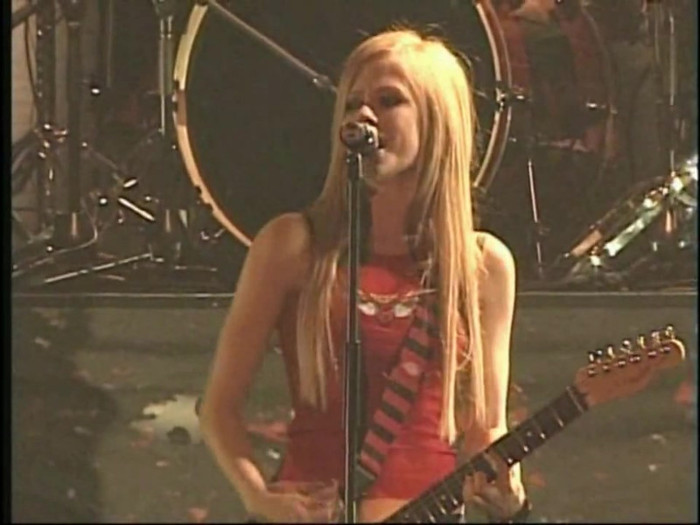 Bonez Tour Documentary [HD] Part2 - Avril Lavigne 3227