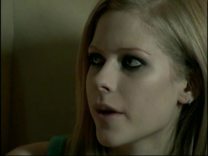 Bonez Tour Documentary [HD] Part2 - Avril Lavigne 4180