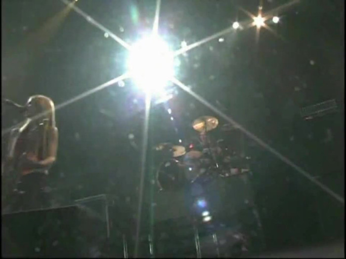 Bonez Tour Documentary [HD] Part2 - Avril Lavigne 3231 - Avril - Lavigne - 2008 - Bonez - Tour - Documentary - oo7