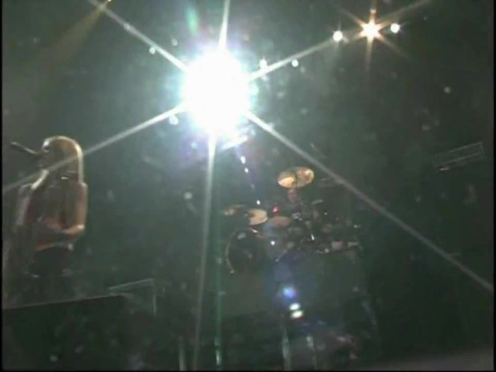 Bonez Tour Documentary [HD] Part2 - Avril Lavigne 3232 - Avril - Lavigne - 2008 - Bonez - Tour - Documentary - oo7