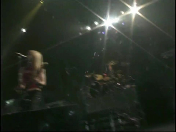 Bonez Tour Documentary [HD] Part2 - Avril Lavigne 3237