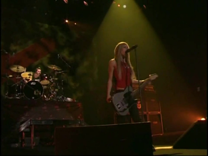 Bonez Tour Documentary [HD] Part2 - Avril Lavigne 3719