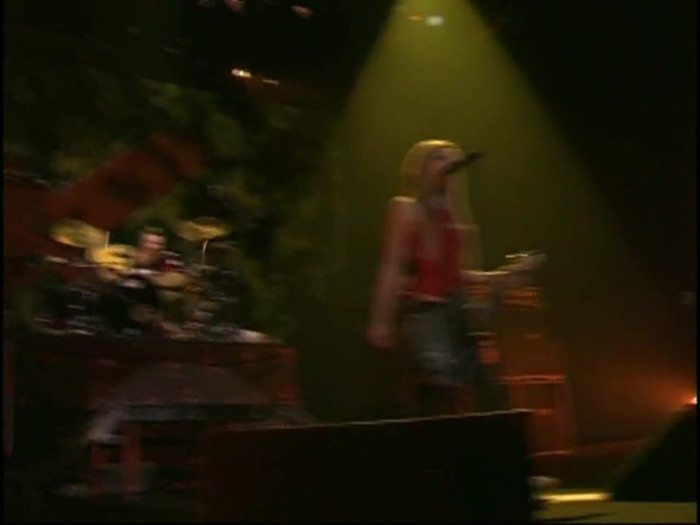 Bonez Tour Documentary [HD] Part2 - Avril Lavigne 3724