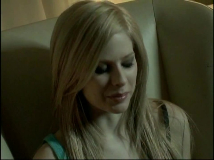 Bonez Tour Documentary [HD] Part2 - Avril Lavigne 4669