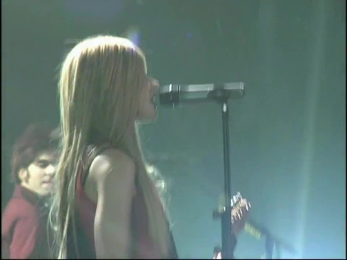 Bonez Tour Documentary [HD] Part2 - Avril Lavigne 3257 - Avril - Lavigne - 2008 - Bonez - Tour - Documentary - oo7