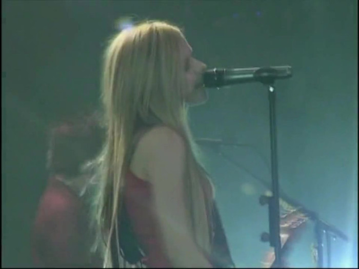 Bonez Tour Documentary [HD] Part2 - Avril Lavigne 3265 - Avril - Lavigne - 2008 - Bonez - Tour - Documentary - oo7