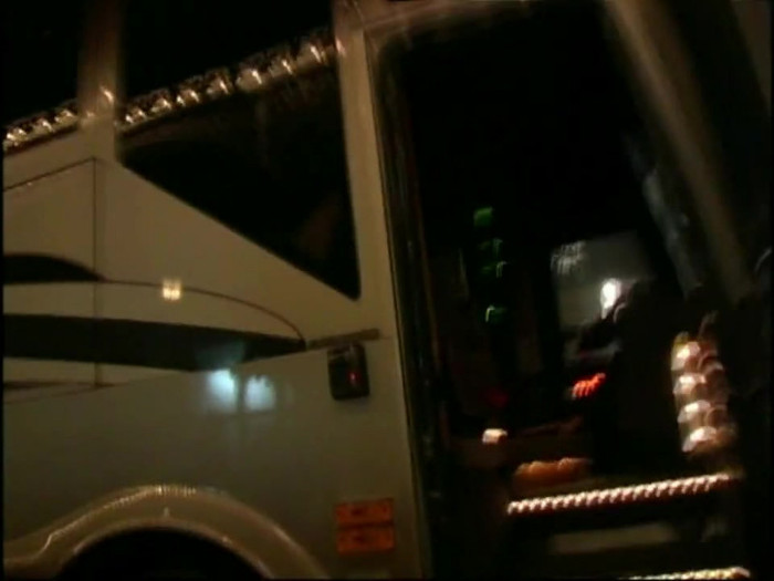 Bonez Tour Documentary [HD] Part2 - Avril Lavigne 4695