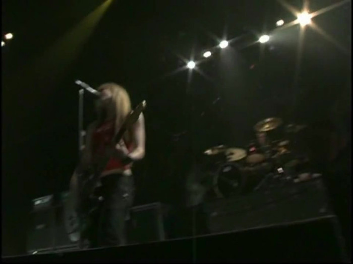 Bonez Tour Documentary [HD] Part2 - Avril Lavigne 3270 - Avril - Lavigne - 2008 - Bonez - Tour - Documentary - oo7
