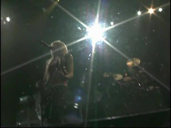 Bonez Tour Documentary [HD] Part2 - Avril Lavigne 3273 - Avril - Lavigne - 2008 - Bonez - Tour - Documentary - oo7