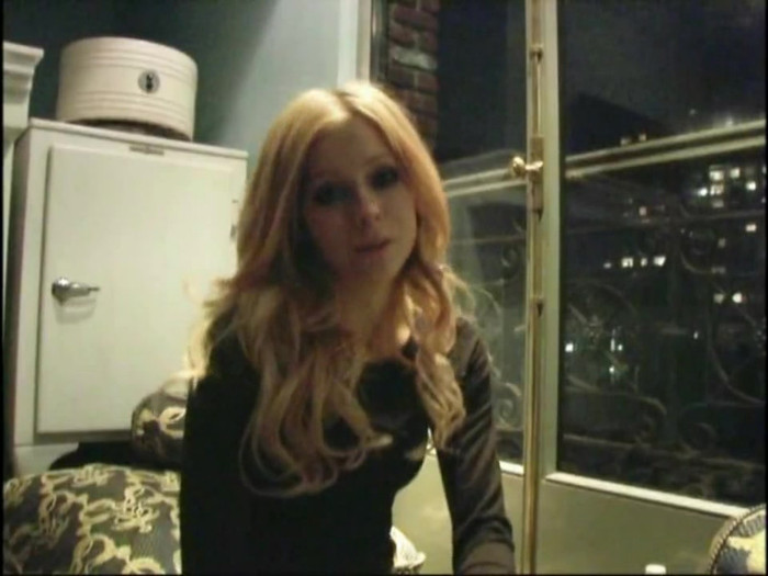 Bonez Tour Documentary [HD] Part2 - Avril Lavigne 5667