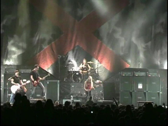 Bonez Tour Documentary [HD] Part2 - Avril Lavigne 3280 - Avril - Lavigne - 2008 - Bonez - Tour - Documentary - oo7