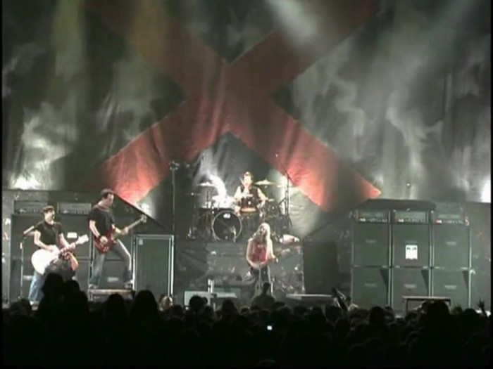 Bonez Tour Documentary [HD] Part2 - Avril Lavigne 3281 - Avril - Lavigne - 2008 - Bonez - Tour - Documentary - oo7