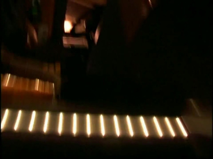 Bonez Tour Documentary [HD] Part2 - Avril Lavigne 4708