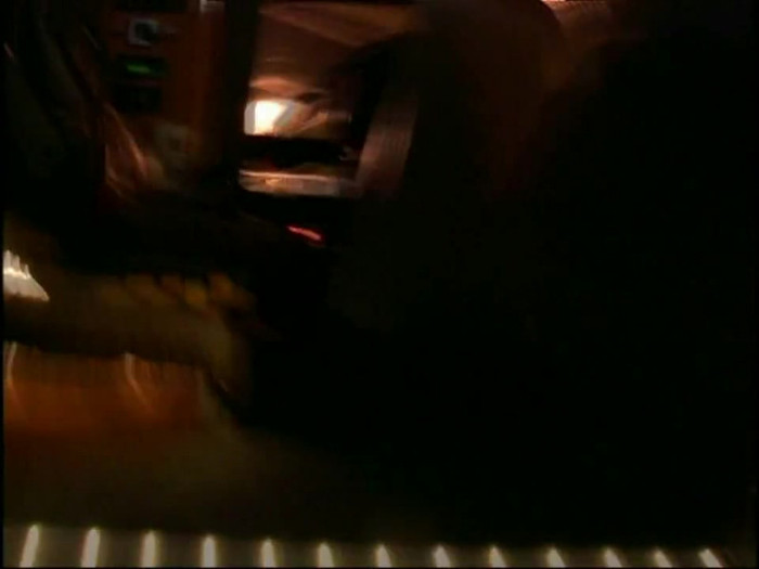 Bonez Tour Documentary [HD] Part2 - Avril Lavigne 4710