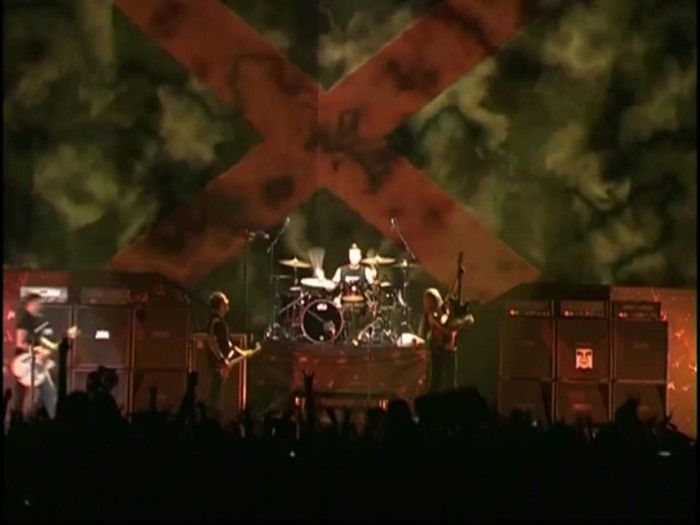 Bonez Tour Documentary [HD] Part2 - Avril Lavigne 3772