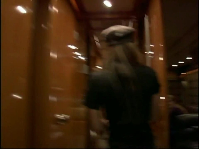 Bonez Tour Documentary [HD] Part2 - Avril Lavigne 4716