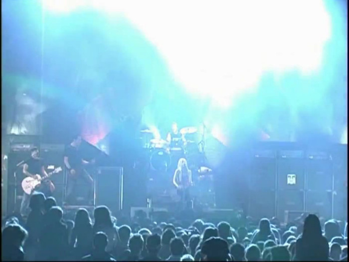 Bonez Tour Documentary [HD] Part2 - Avril Lavigne 3294