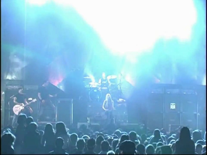 Bonez Tour Documentary [HD] Part2 - Avril Lavigne 3295 - Avril - Lavigne - 2008 - Bonez - Tour - Documentary - oo7