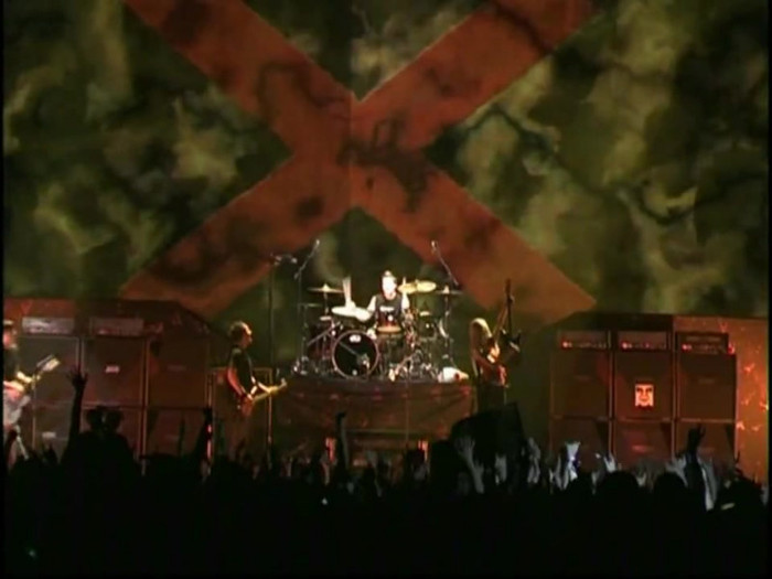 Bonez Tour Documentary [HD] Part2 - Avril Lavigne 3781