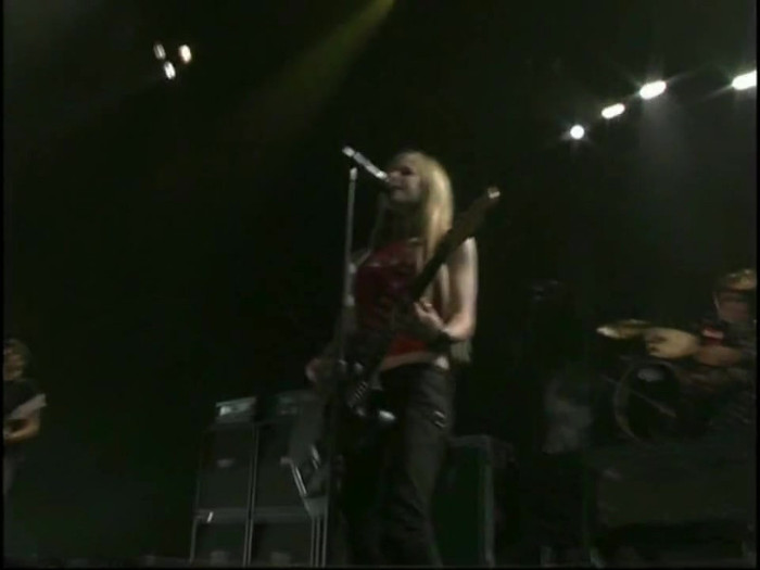Bonez Tour Documentary [HD] Part2 - Avril Lavigne 3301