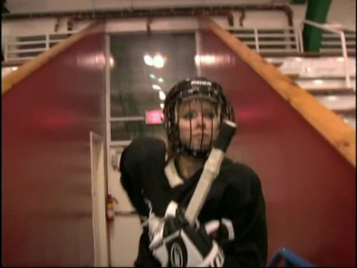 Bonez Tour Documentary [HD] Part2 - Avril Lavigne 5694