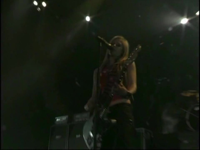Bonez Tour Documentary [HD] Part2 - Avril Lavigne 3308