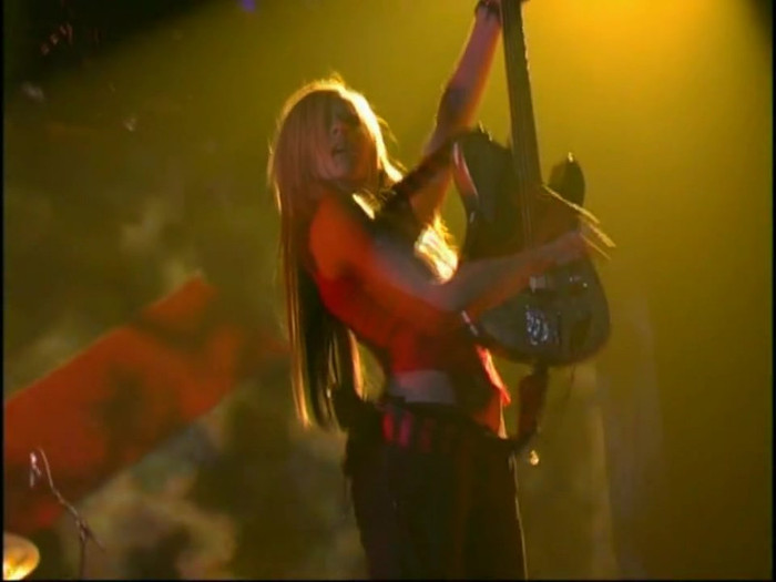 Bonez Tour Documentary [HD] Part2 - Avril Lavigne 3799