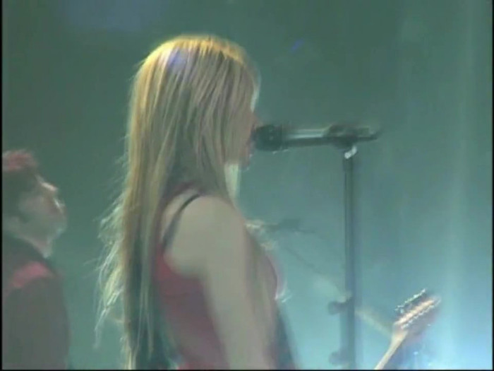 Bonez Tour Documentary [HD] Part2 - Avril Lavigne 3316