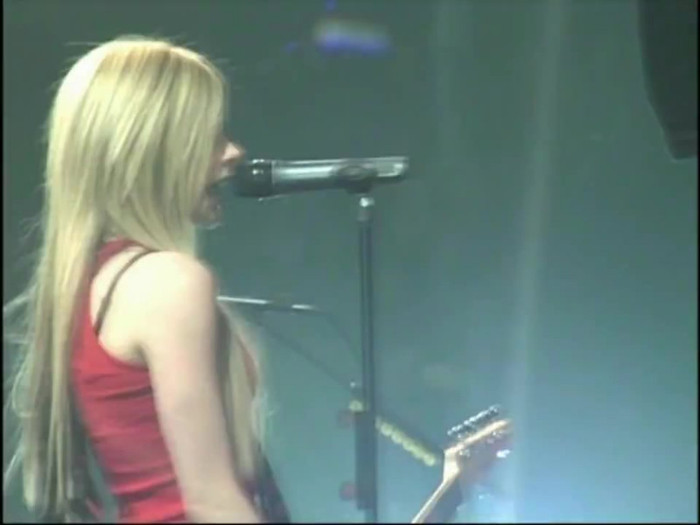 Bonez Tour Documentary [HD] Part2 - Avril Lavigne 3322