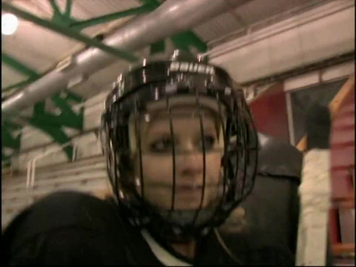 Bonez Tour Documentary [HD] Part2 - Avril Lavigne 5732