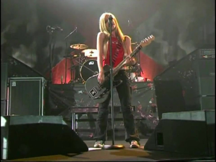 Bonez Tour Documentary [HD] Part2 - Avril Lavigne 3346
