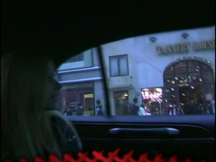 Bonez Tour Documentary [HD] Part2 - Avril Lavigne 5266