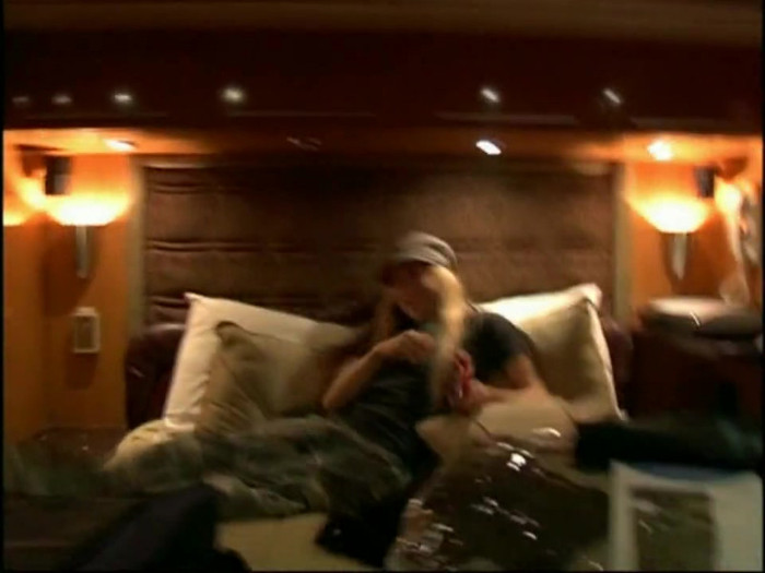 Bonez Tour Documentary [HD] Part2 - Avril Lavigne 4779
