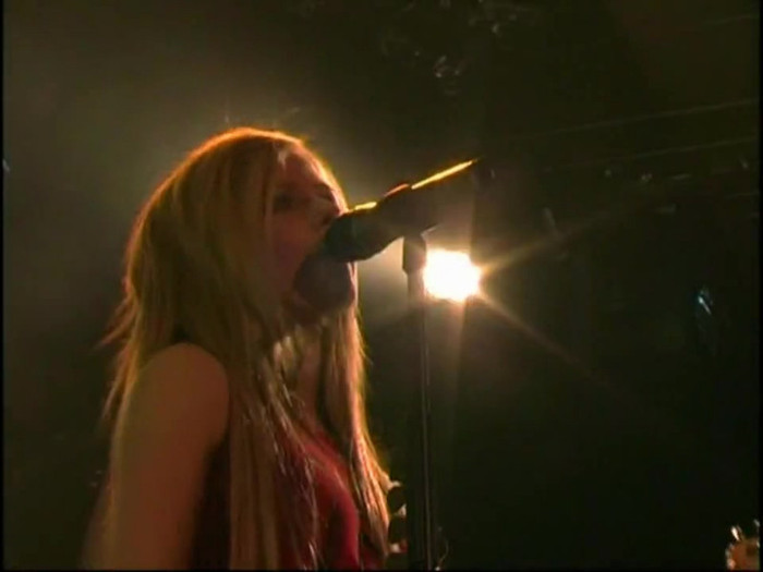 Bonez Tour Documentary [HD] Part2 - Avril Lavigne 3354