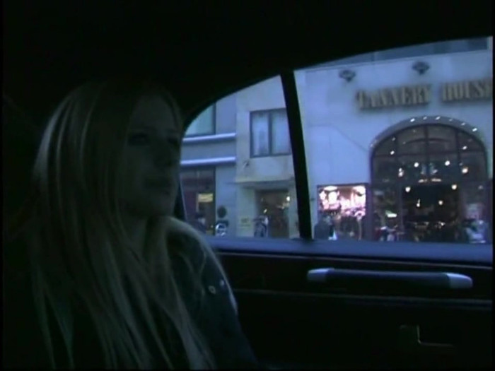 Bonez Tour Documentary [HD] Part2 - Avril Lavigne 5278
