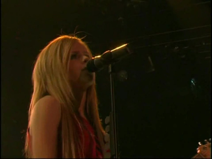 Bonez Tour Documentary [HD] Part2 - Avril Lavigne 3361