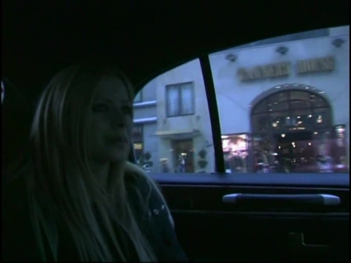Bonez Tour Documentary [HD] Part2 - Avril Lavigne 5283 - Avril - Lavigne - 2008 - Bonez - Tour - Documentary - o11
