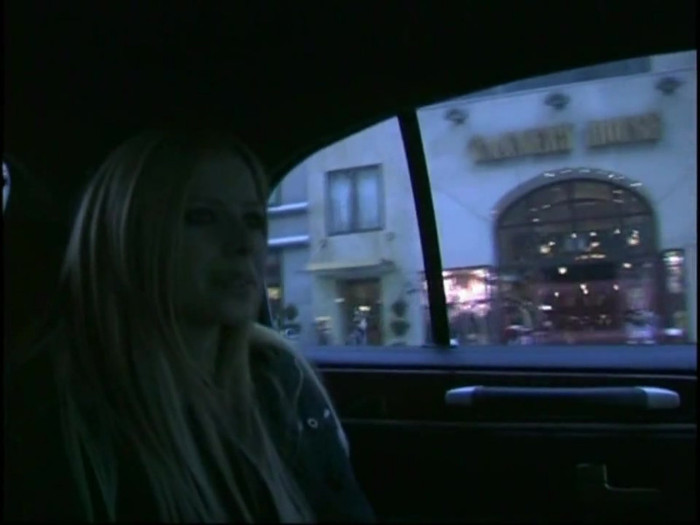 Bonez Tour Documentary [HD] Part2 - Avril Lavigne 5284 - Avril - Lavigne - 2008 - Bonez - Tour - Documentary - o11