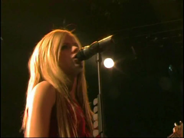 Bonez Tour Documentary [HD] Part2 - Avril Lavigne 3368