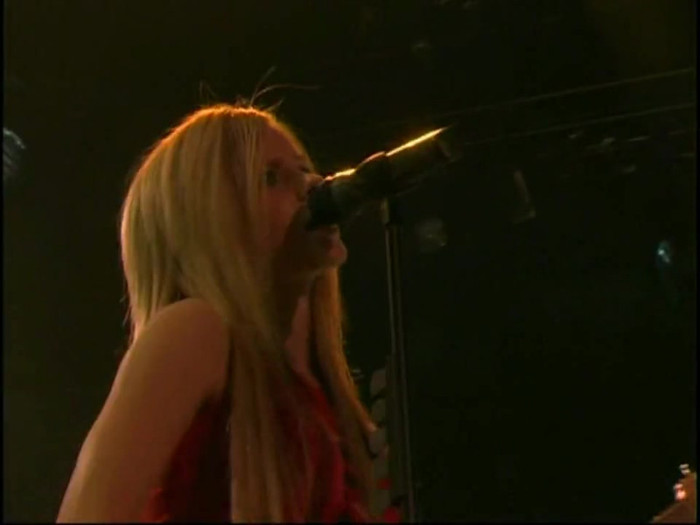 Bonez Tour Documentary [HD] Part2 - Avril Lavigne 3371