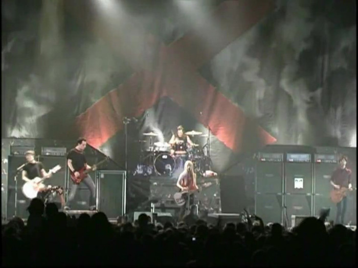 Bonez Tour Documentary [HD] Part2 - Avril Lavigne 3379