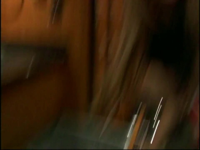 Bonez Tour Documentary [HD] Part2 - Avril Lavigne 4807