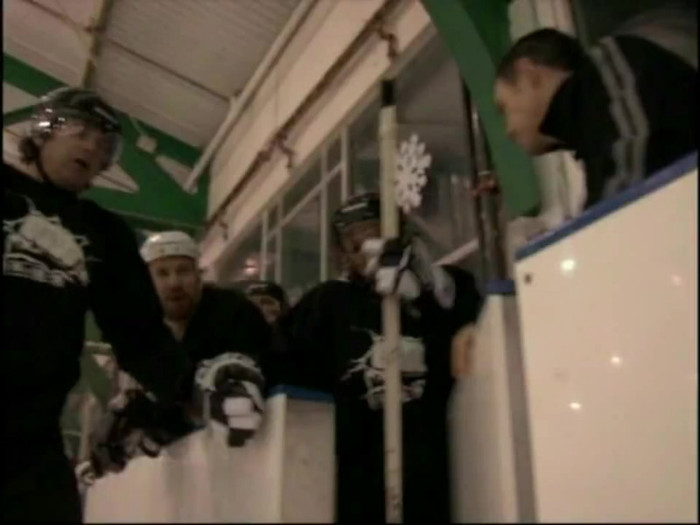 Bonez Tour Documentary [HD] Part2 - Avril Lavigne 5770