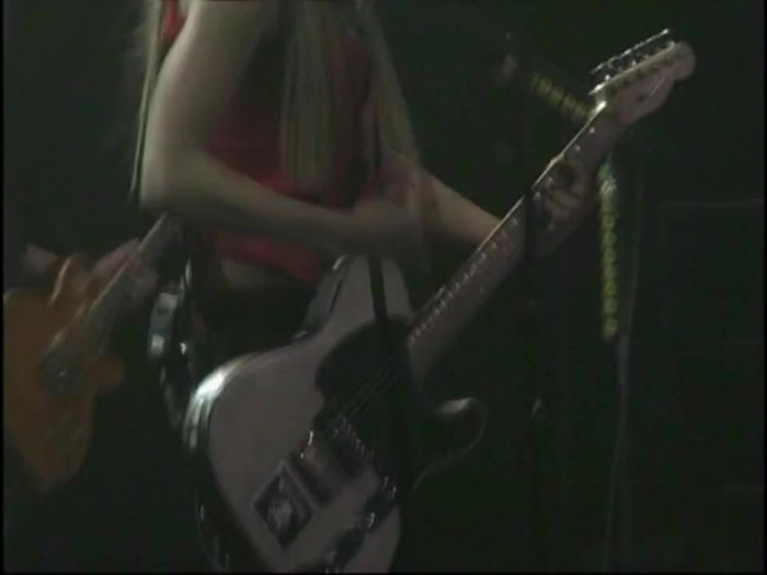 Bonez Tour Documentary [HD] Part2 - Avril Lavigne 3382