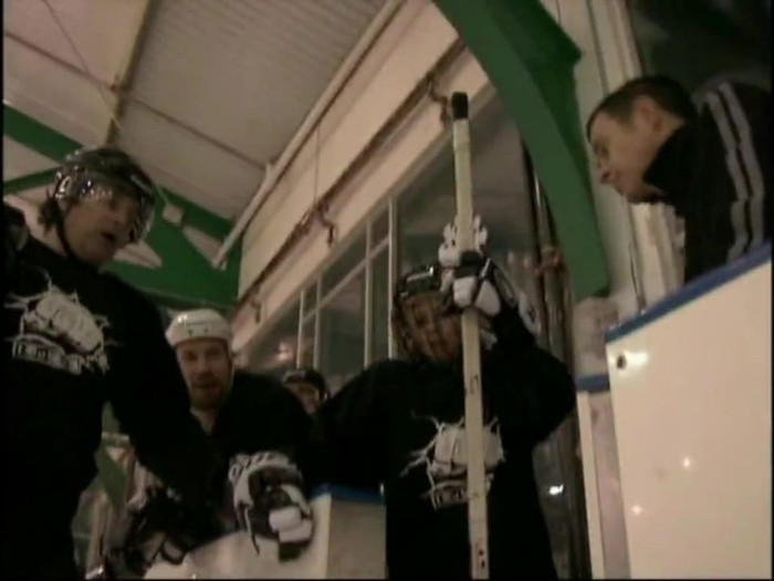 Bonez Tour Documentary [HD] Part2 - Avril Lavigne 5773