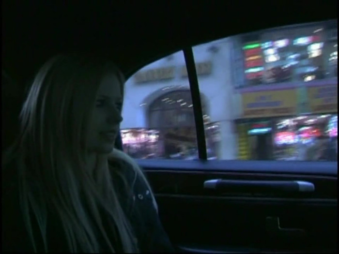 Bonez Tour Documentary [HD] Part2 - Avril Lavigne 5307