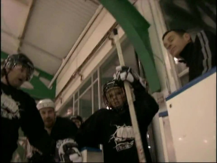 Bonez Tour Documentary [HD] Part2 - Avril Lavigne 5776