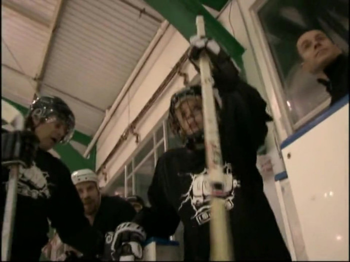 Bonez Tour Documentary [HD] Part2 - Avril Lavigne 5784