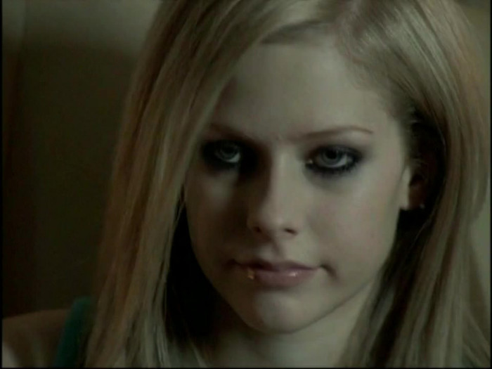 Bonez Tour Documentary [HD] Part2 - Avril Lavigne 4355 - Avril - Lavigne - 2008 - Bonez - Tour - Documentary - oo9
