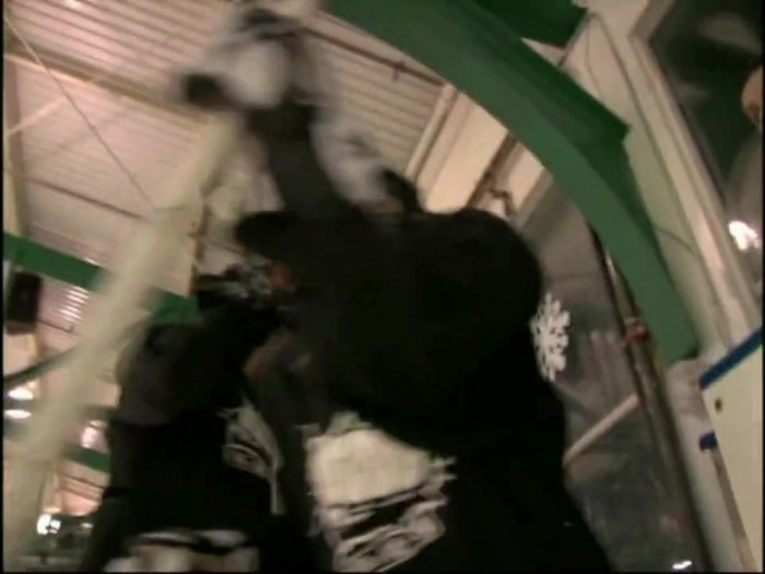 Bonez Tour Documentary [HD] Part2 - Avril Lavigne 5794